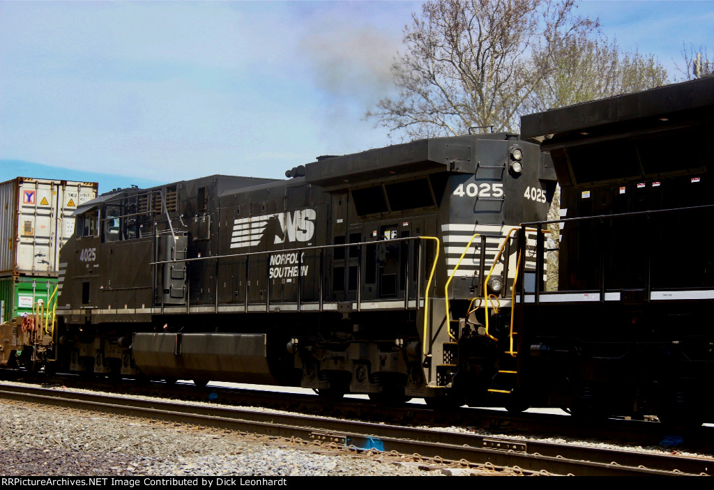 NS 4025